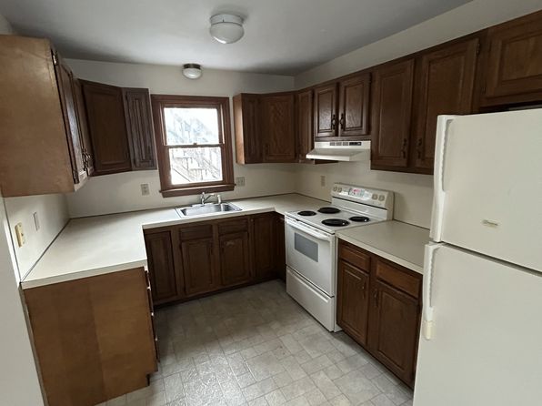 227 Wood St APT B