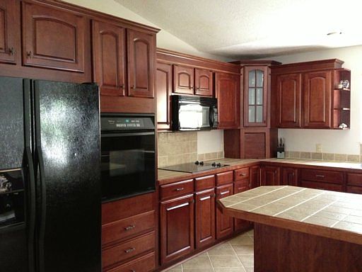 5th image of 905 Horseshoe Dr