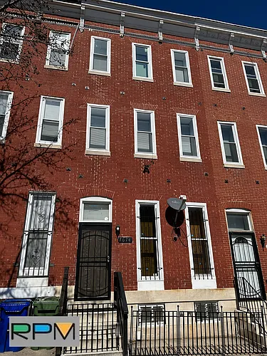 1614 W Lexington St Photo 1