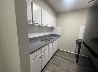 Cross Keys and Woodridge Apartments Now Renting! First Months Rent Free and Security Deposit Spec..., Lexington, KY 40504