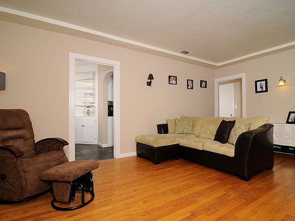 5th image of 5266 J St