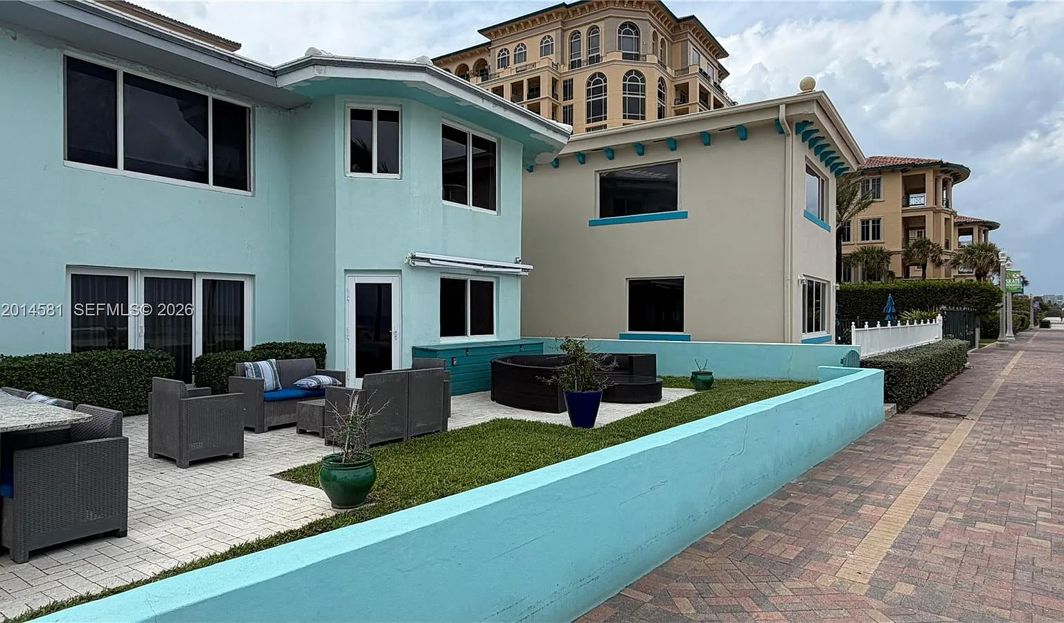 Atlantic Whitecaps Condo — Photo 1