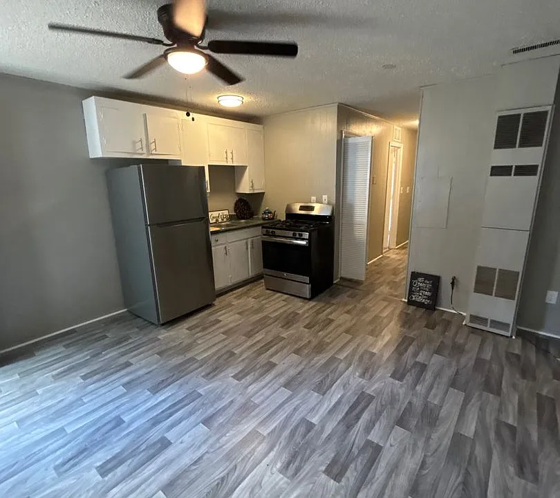 1109 & 1105 N Ransom St