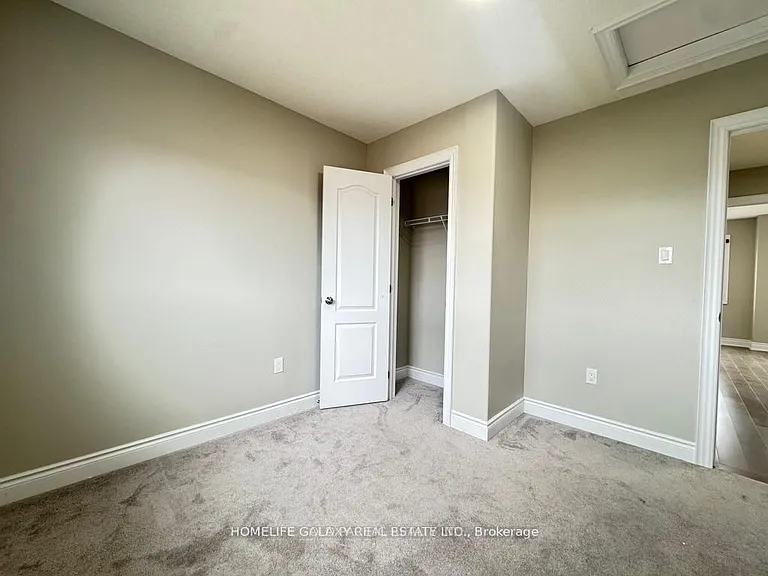 86 Nathan Cres — Photo 20
