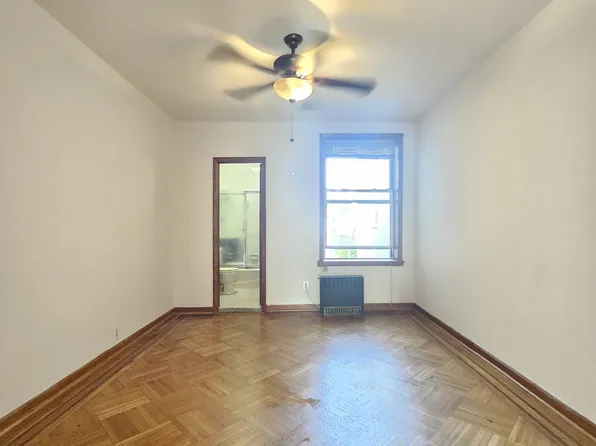 2159 East 2nd Street image 10 of 14