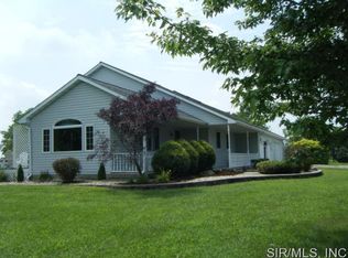 18865 Fisher Rd, Carlyle, IL 62231