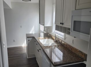 601 River Rd APT C, Selma, NC 27576