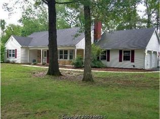 9001 Golden Pass Dr, Laurel, MD 20708