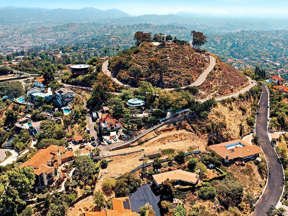 1st image of 4888 Mount Helix Dr #0
