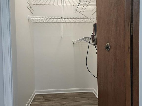 5th image of 1228 Whispering Hills Ct APT 1A