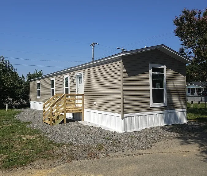 475 E Robins St #1 — Photo 1