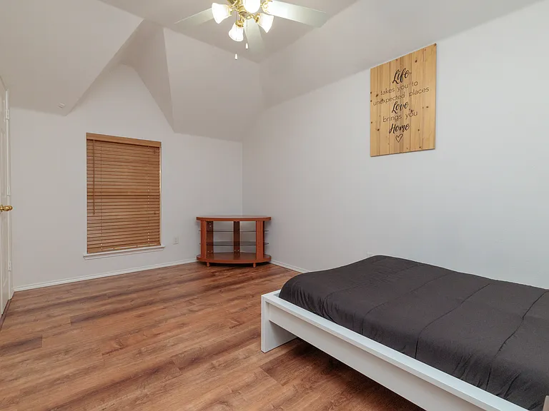 Bedroom #3 with queen size bed.