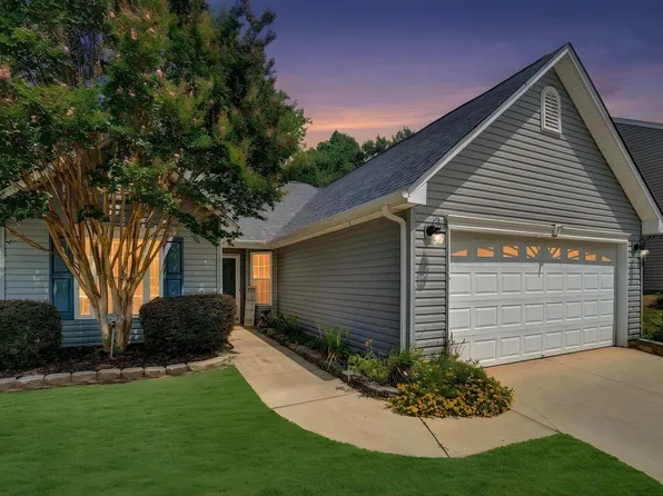 313 Garfield Ln, Simpsonville, SC 29681