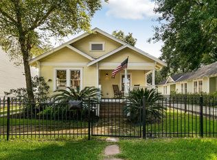 714 E 10th 1/2 St, Houston, TX 77008