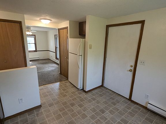 3rd image of 120 14th St W #2