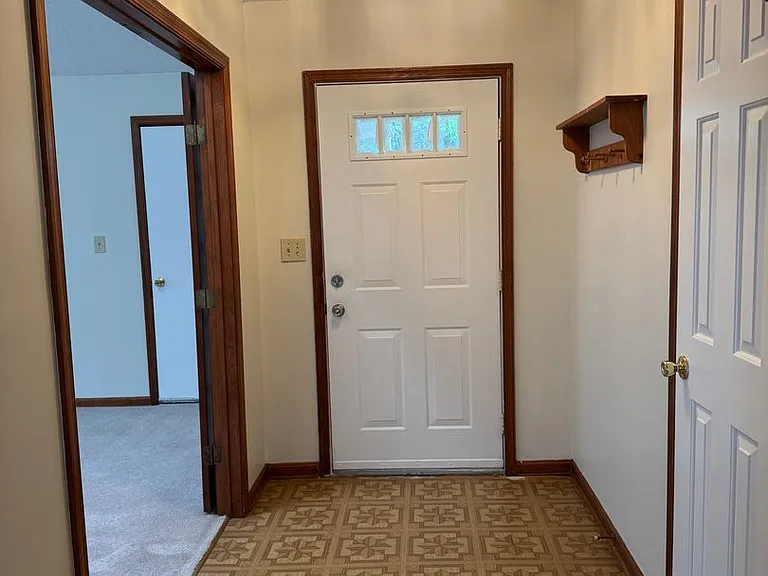 3069 Barberry Ln — Photo 2