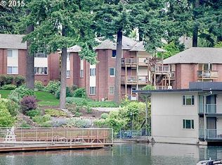 226 Ridgeway Rd, Lake Oswego, OR 97034