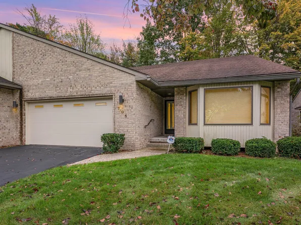 705 S Shorefront Cir, Midland, MI 48640