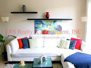 10455 Riverside Dr UNIT 1, North Hollywood, CA 91602