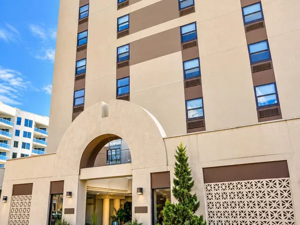 360 Shore Road #5A, Long Beach, NY 11561
