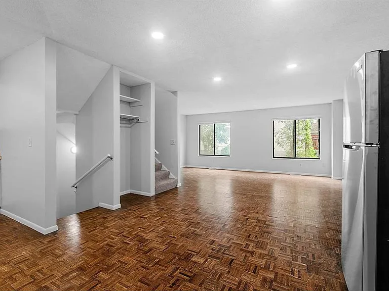 Van Cleve Townhomes — Photo 5