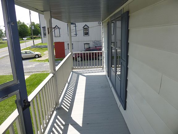 2nd fl Balcony 