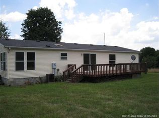 3858 E Deercreek Dr, Marysville, IN 47141