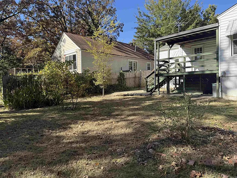 5329 Lee Ave — Photo 28