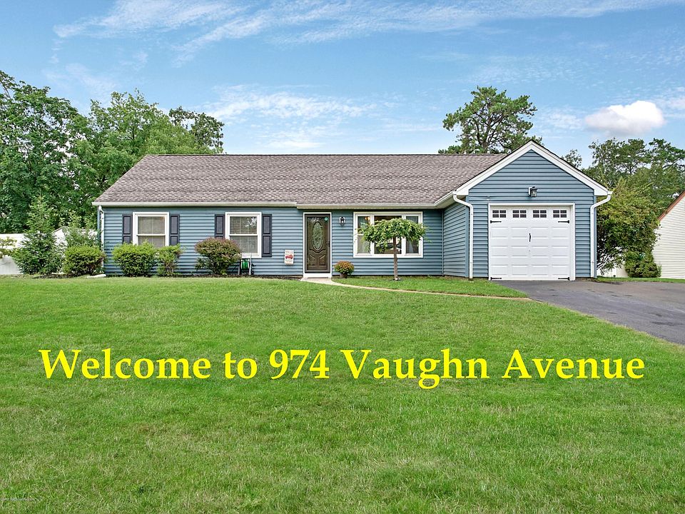1st image of 974 Vaughn Ave