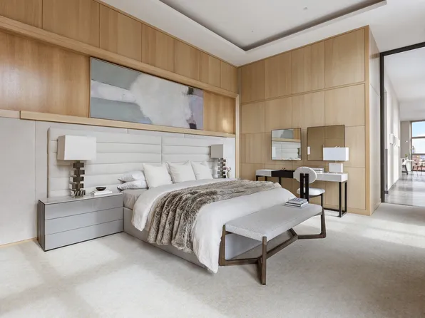 240 Park Avenue South image 16 of 29