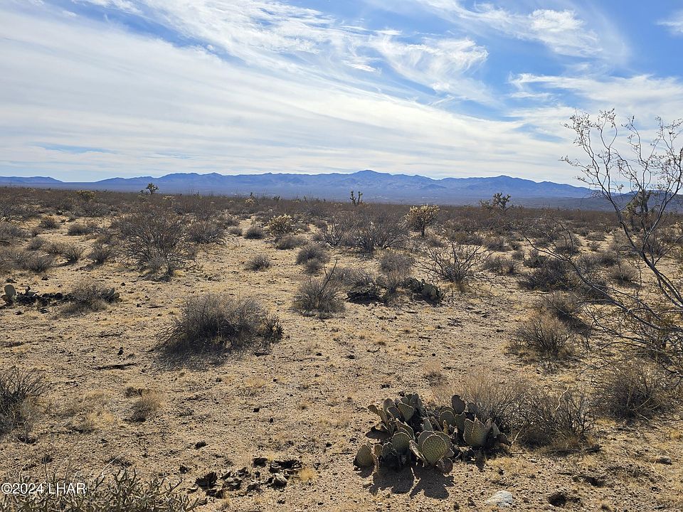 1st image of W Brittlebush Dr