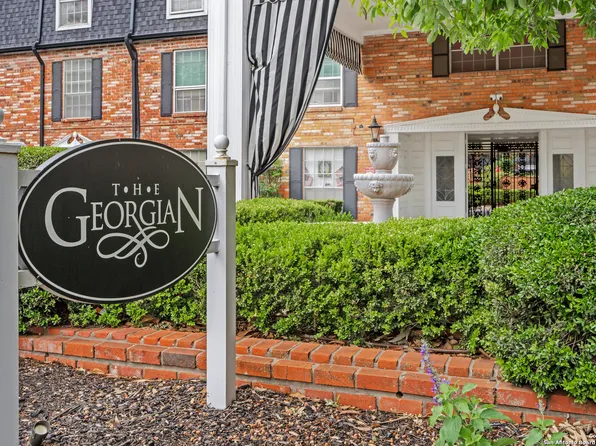 8401 N New Braunfels #201, San Antonio, TX 78209