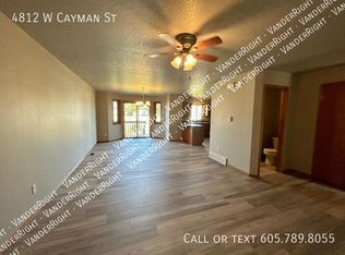 4812 W Cayman St, Sioux Falls, SD 57107
