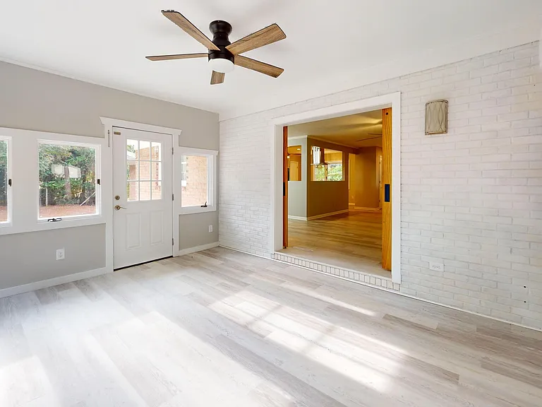 8 Shadow Dr — Photo 17