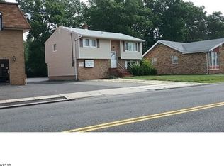 898 Green St, Iselin, NJ 08830