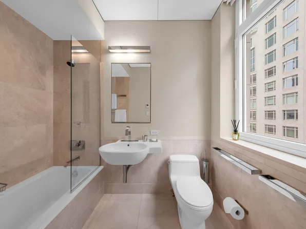 15 Central Park West image 18 of 23