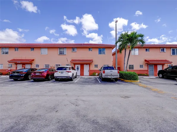 8081 NW 8th St APT 1, Miami, FL 33126