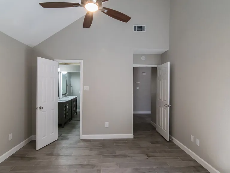 3142 Royal Gable Dr — Photo 26