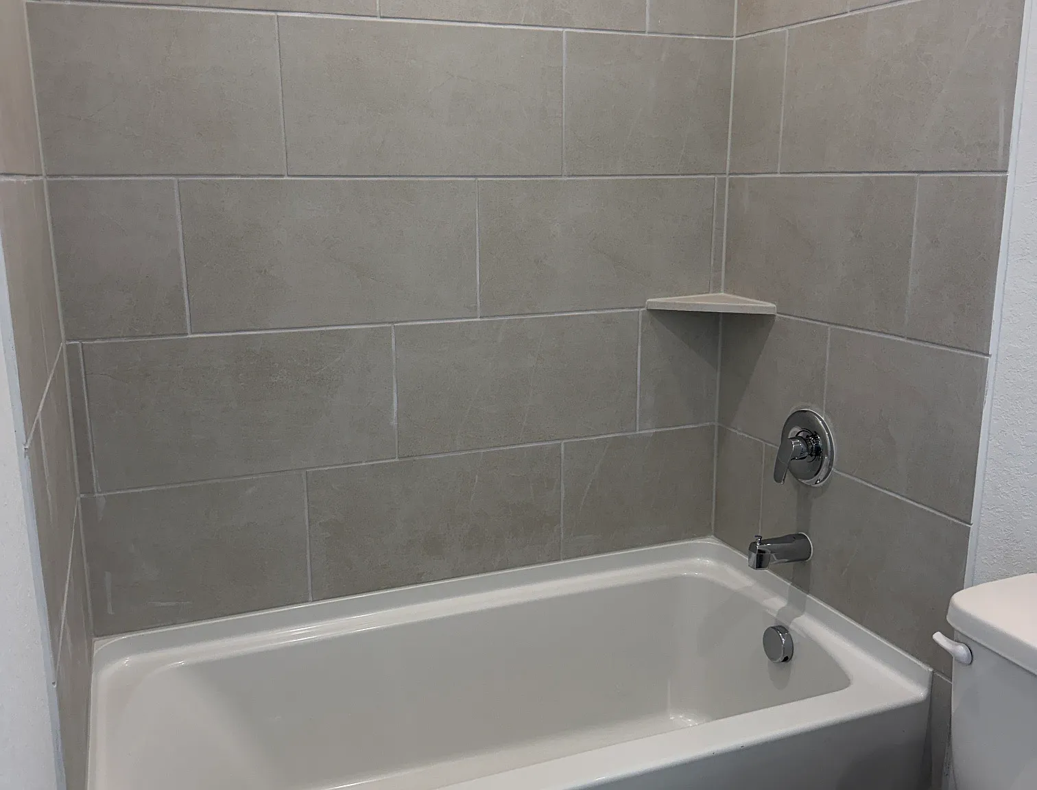 4 bed, 1800 sqft, $2,000 — Photo 4