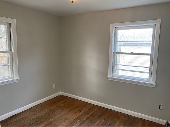 5th image of 1515 S Parker Dr