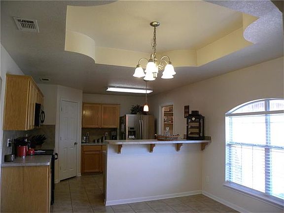 4th image of 7003 Aquamarine Dr