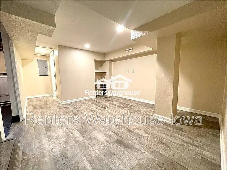 5810 Francis Ave — Photo 11