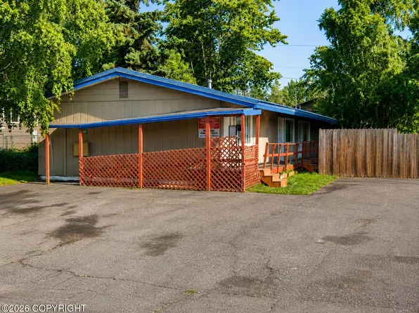 3147 Peterkin Ave, Anchorage, AK 99508