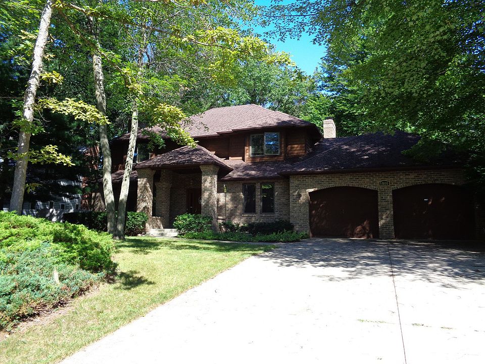 1st image of 5800 Thornberry Dr