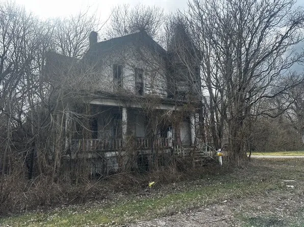 613 Doctor Martin Luther King Ave, Cairo, IL 62914