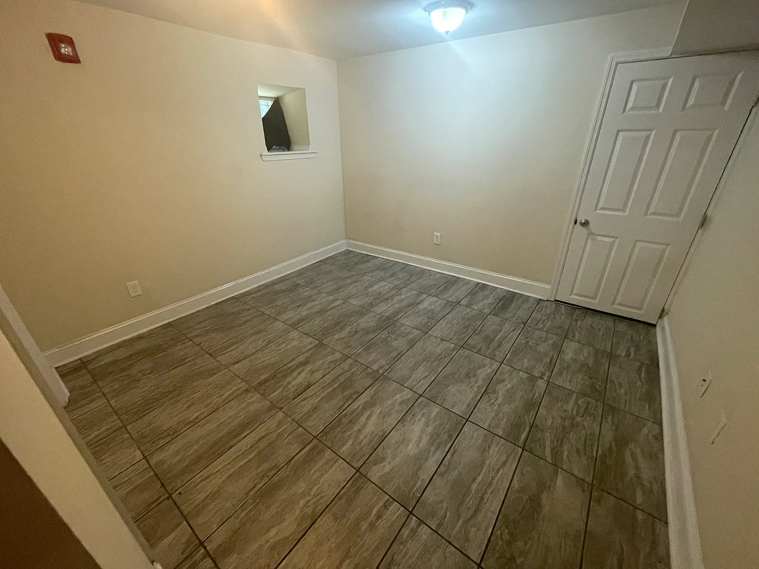 1 bed, $1,100 — Photo 4