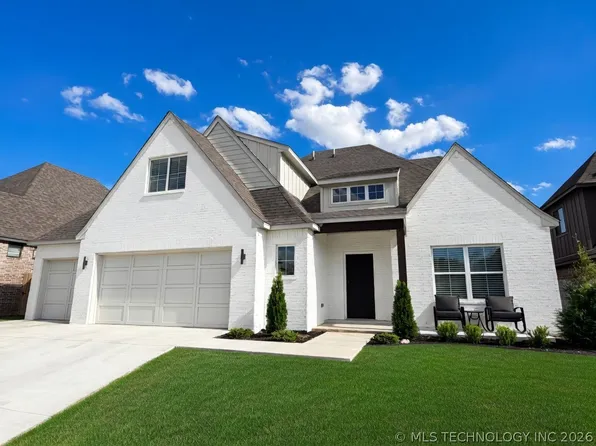 1616 W 114th St, Jenks, OK 74037