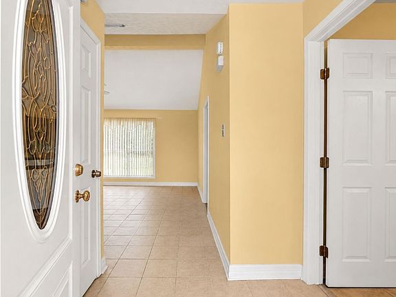 4th image of 223 E Forest Ave