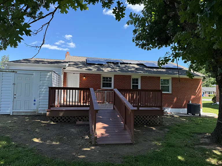 Daycotah Ave — Photo 30