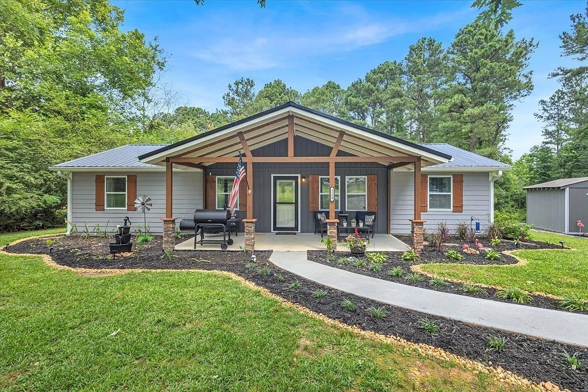 1180 Harlan Lane Rd photo 1
